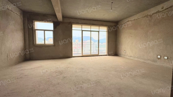 和怡尚品花园二手房实景图