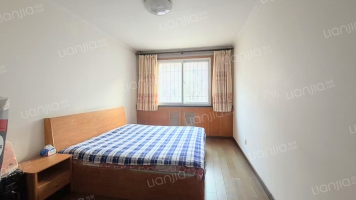 物探局家属院  集中供暖  宝石花物业-卧室B