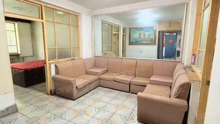 晨光小区 3室1厅 南 北-客厅