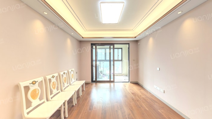 绿地西水晶舍二手房实景图