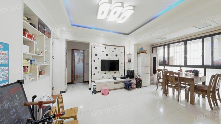 金枫名苑二手房实景图