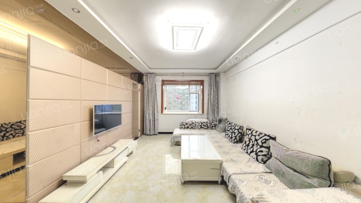 鸿洋社区二手房实景图