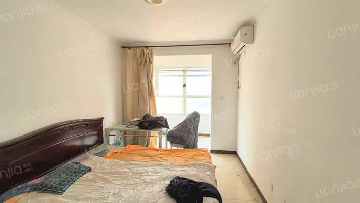 水岸花城南北通透两居室中高楼层采光视野好-卧室A