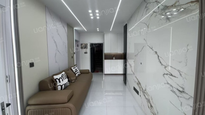 农机厂家属楼二手房实景图