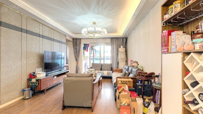 万科金域华庭二手房实景图