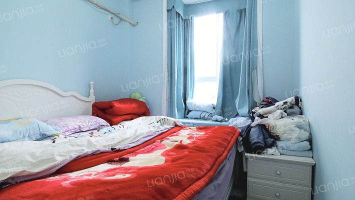 桂湖人家 交通便利 小区环境干净舒适 适合居住-卧室A