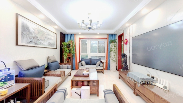 乾唐华府二手房实景图