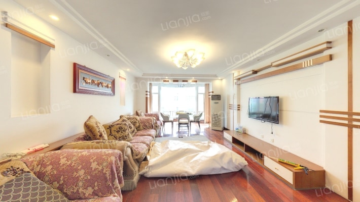 南风雅苑二手房实景图