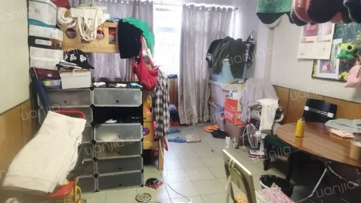 电信小区后院二手房实景图