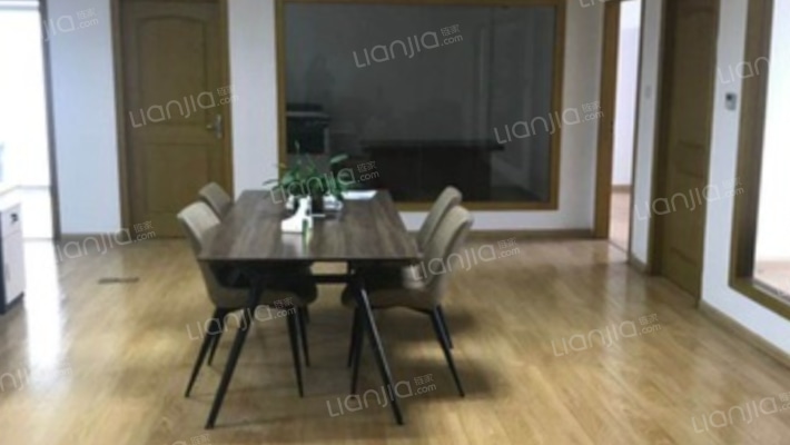 财富广场二手房实景图