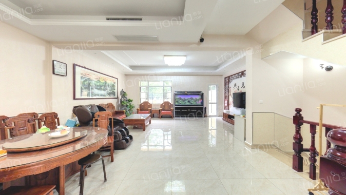 香堤庭院二手房实景图