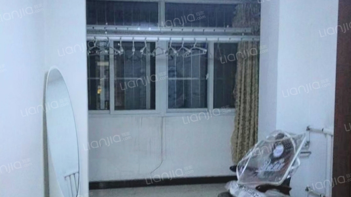 范阳路沿线  南北两居室 月供抵租金 住自己的房子-客厅