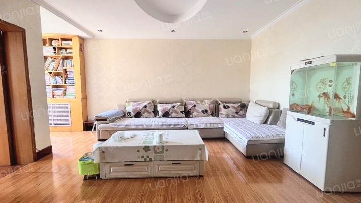 新府阳光 2室1厅 南 北-客厅