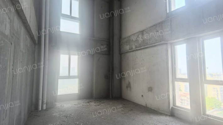 蝴蝶商业广场二手房实景图