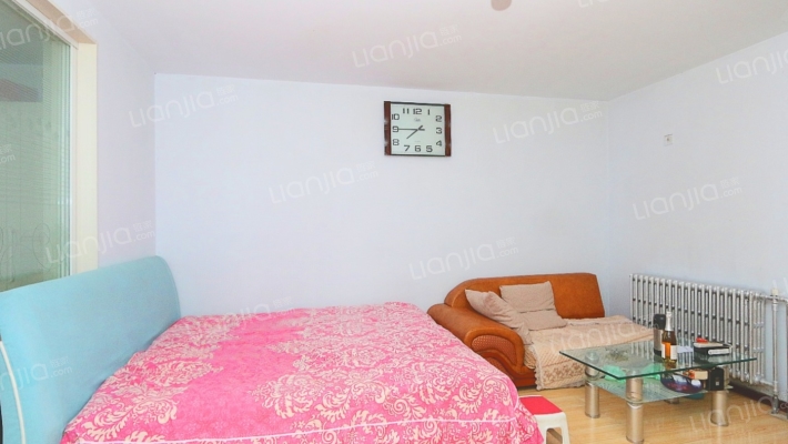 钟楼大街81号院二手房实景图