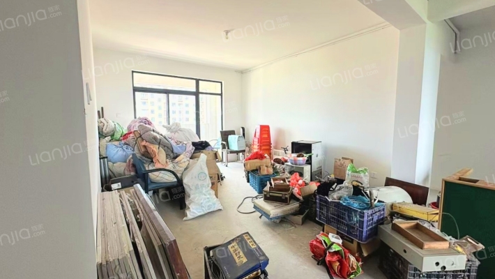 新和佳苑二手房实景图