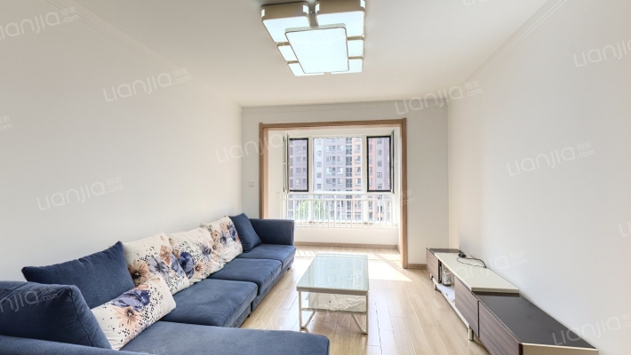 万科蓝山一期二手房实景图