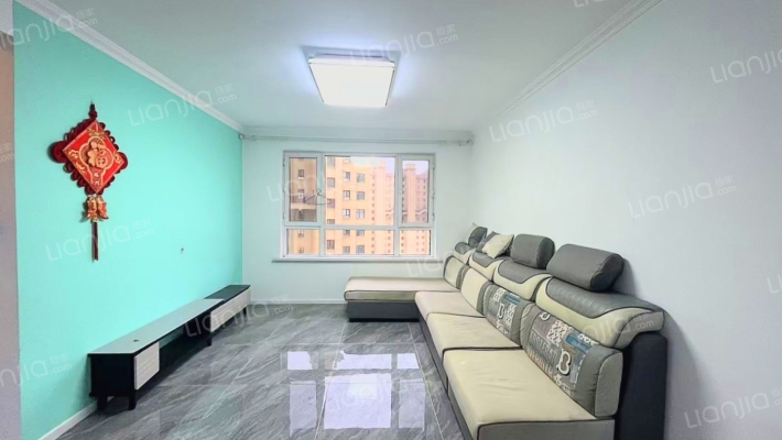 新大赛维利亚小镇二手房实景图