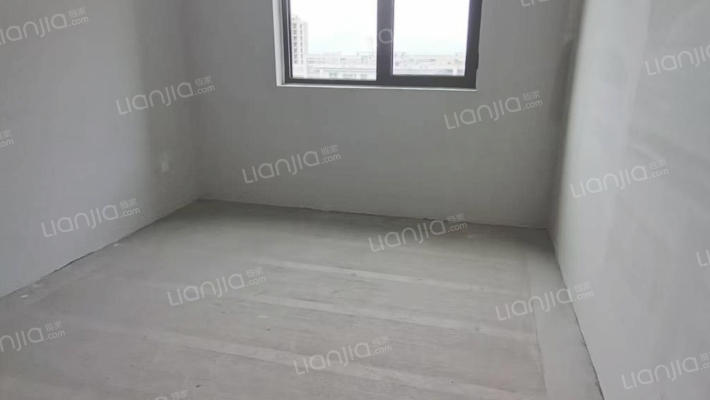 央企现房集中供暖小区环境好户型南北通透-卧室C