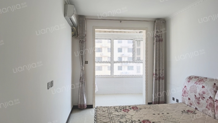 全阳格局，大社区，集体供暖，精装修，交通便利-卧室A