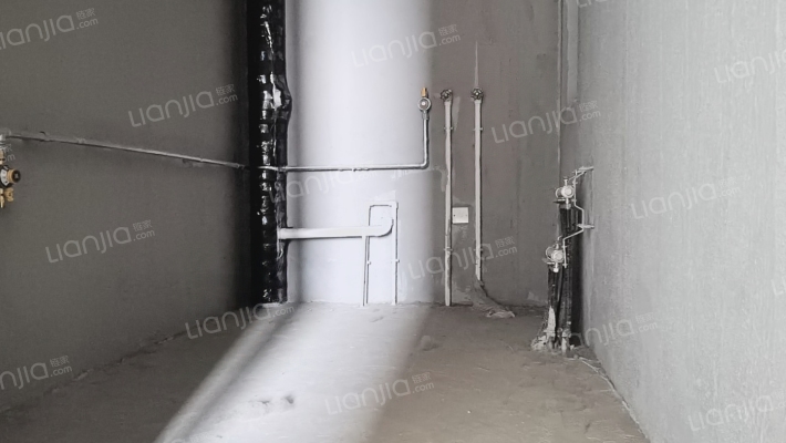 小区位于高尔夫别墅里看房方便安保措施齐全环境优美-厨房