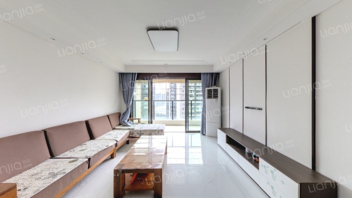 融创九棠府一期二手房实景图