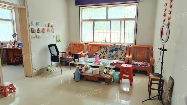 东场新巷191号二手房实景图