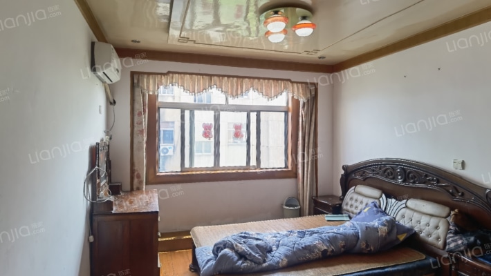 长浮南街散盘二手房实景图