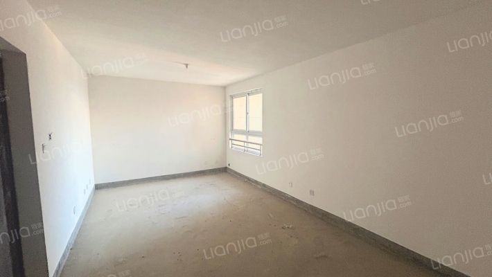 湖畔佳苑三期二手房实景图