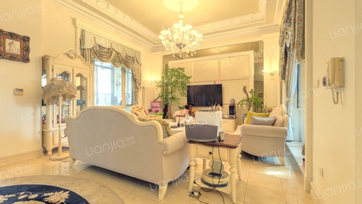 金地格林世界(安布瓦湖)二手房实景图