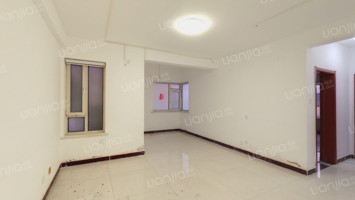 下元自来水宿舍二手房实景图