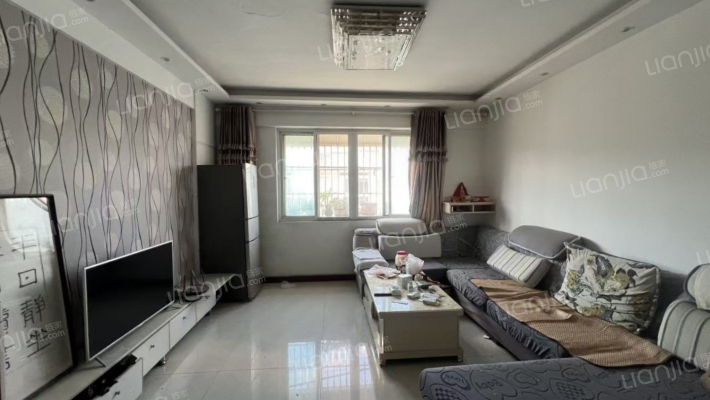 东城嘉苑二手房实景图