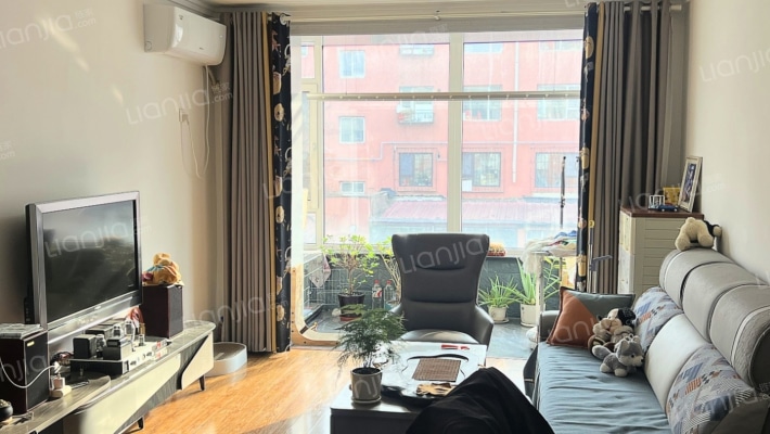 新东昌小区二手房实景图