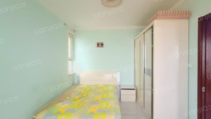 房子是正规两居室，户型方正，采光好。-卧室B