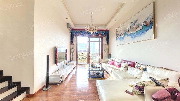 中旅国际公馆2期二手房实景图