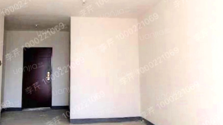 高铁新干线 不遮挡三居室  看房方便-餐厅