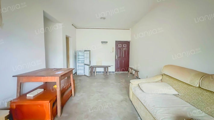 康泰家园小区二手房实景图