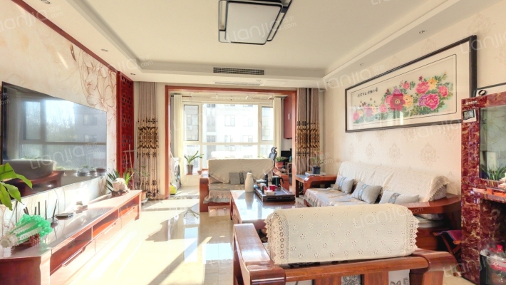 颐泽花园牡丹苑二手房实景图