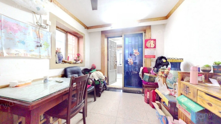 虞園新村二手房实景图