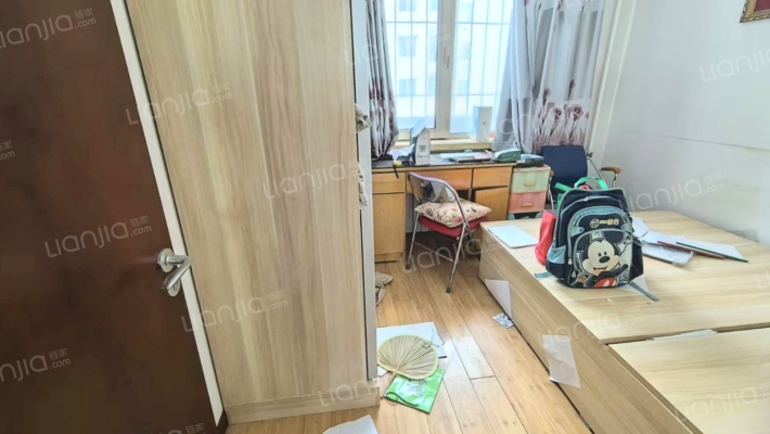 物探二号院 新安小区  低楼层上下楼方便-卧室B