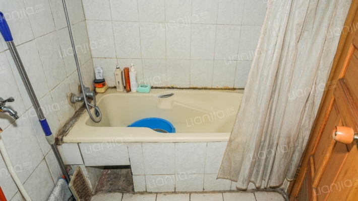 新疆邮电犁铧街住宅小区 2室2厅 东 西-卫生间