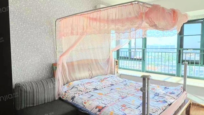 雅居乐蔚蓝星语精装三房出售，高层景观视野采光都很好-卧室B