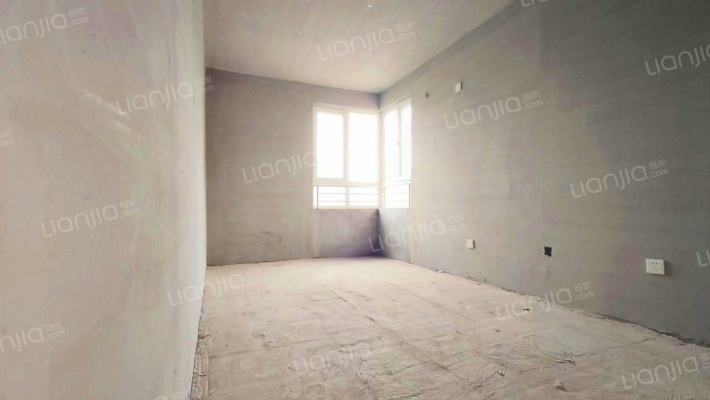 四中，南关，低总价，房本满二 ，配套齐全，好出租-卧室B