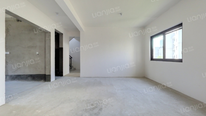 海创世袭庄园二手房实景图