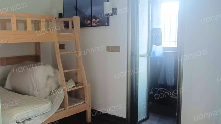 东利村二手房实景图