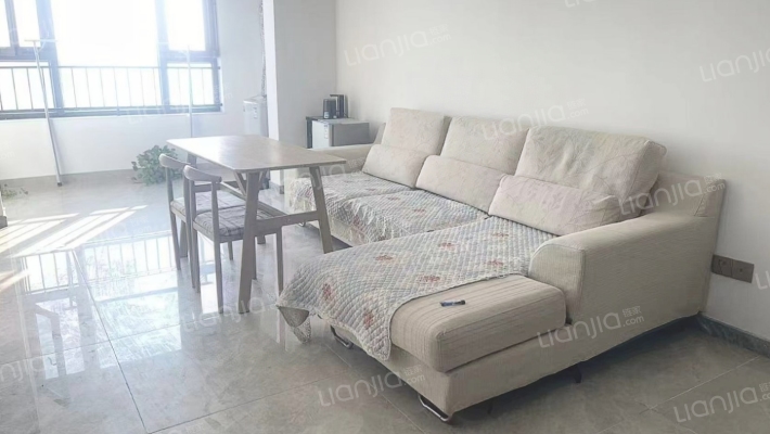 碧桂园凤凰城二手房实景图