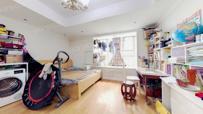 领骏世界二手房实景图