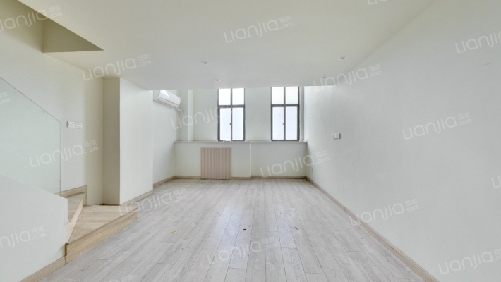 伟鹏商务大厦二手房实景图