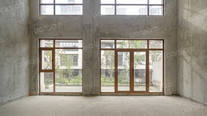 阅山墅二手房实景图