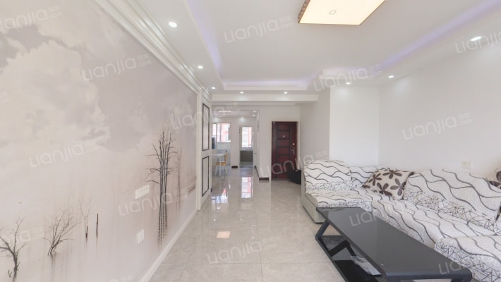 伟恒泊岸二手房实景图